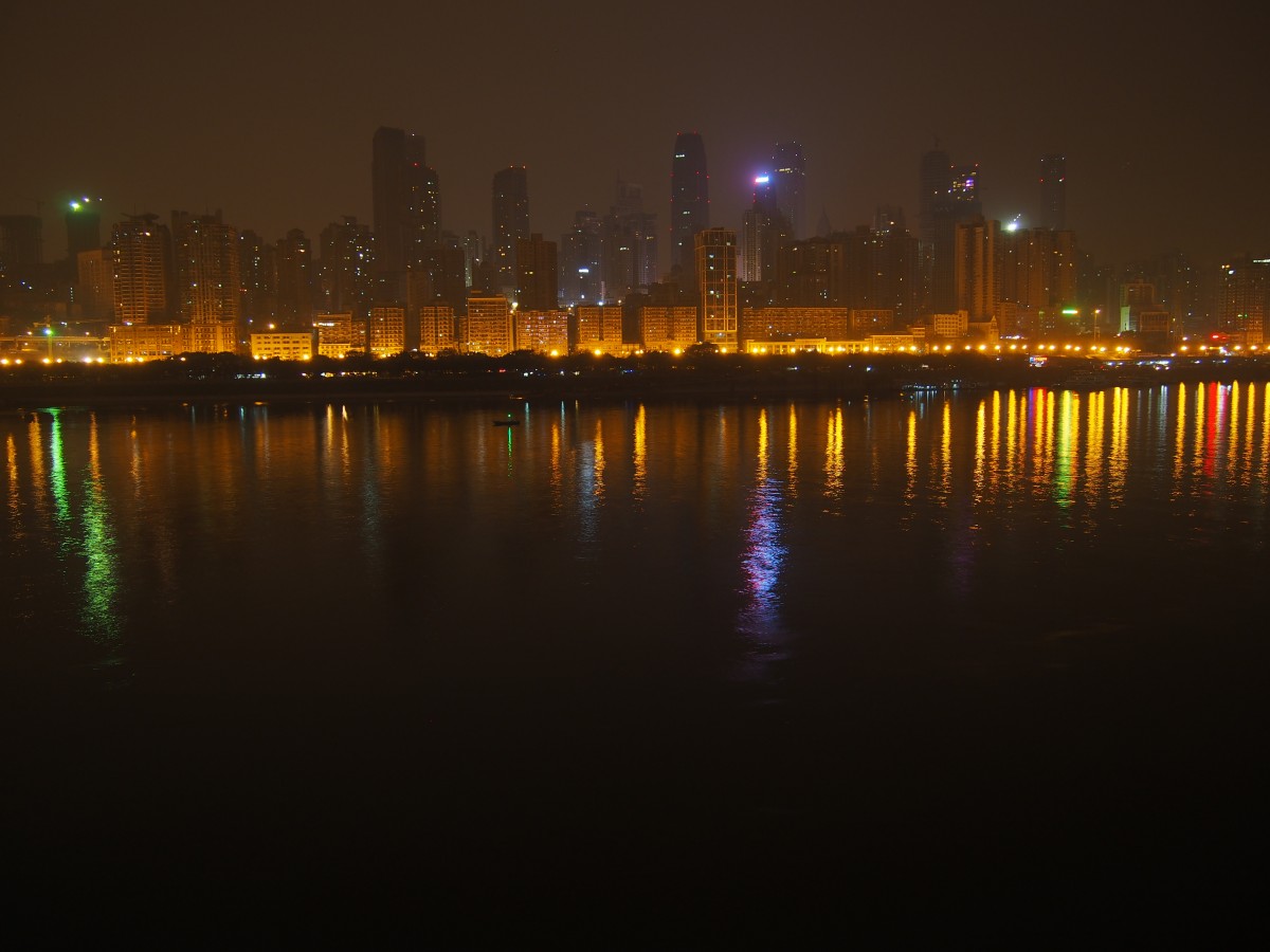 重庆滨江路夜景