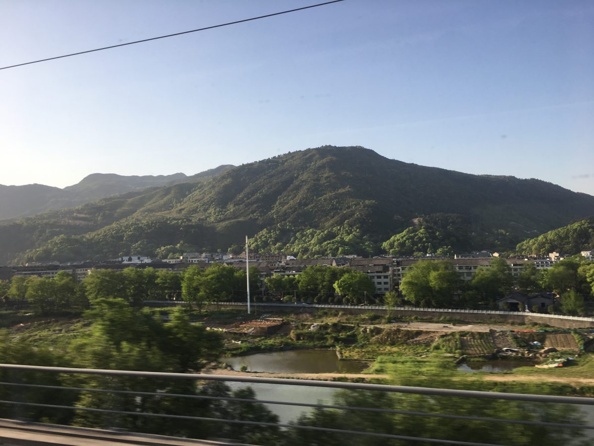 火车 温州南-青田 窗外群山